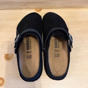 Birkenstock Lutry premium suede. Only worn once! Excellent condition!